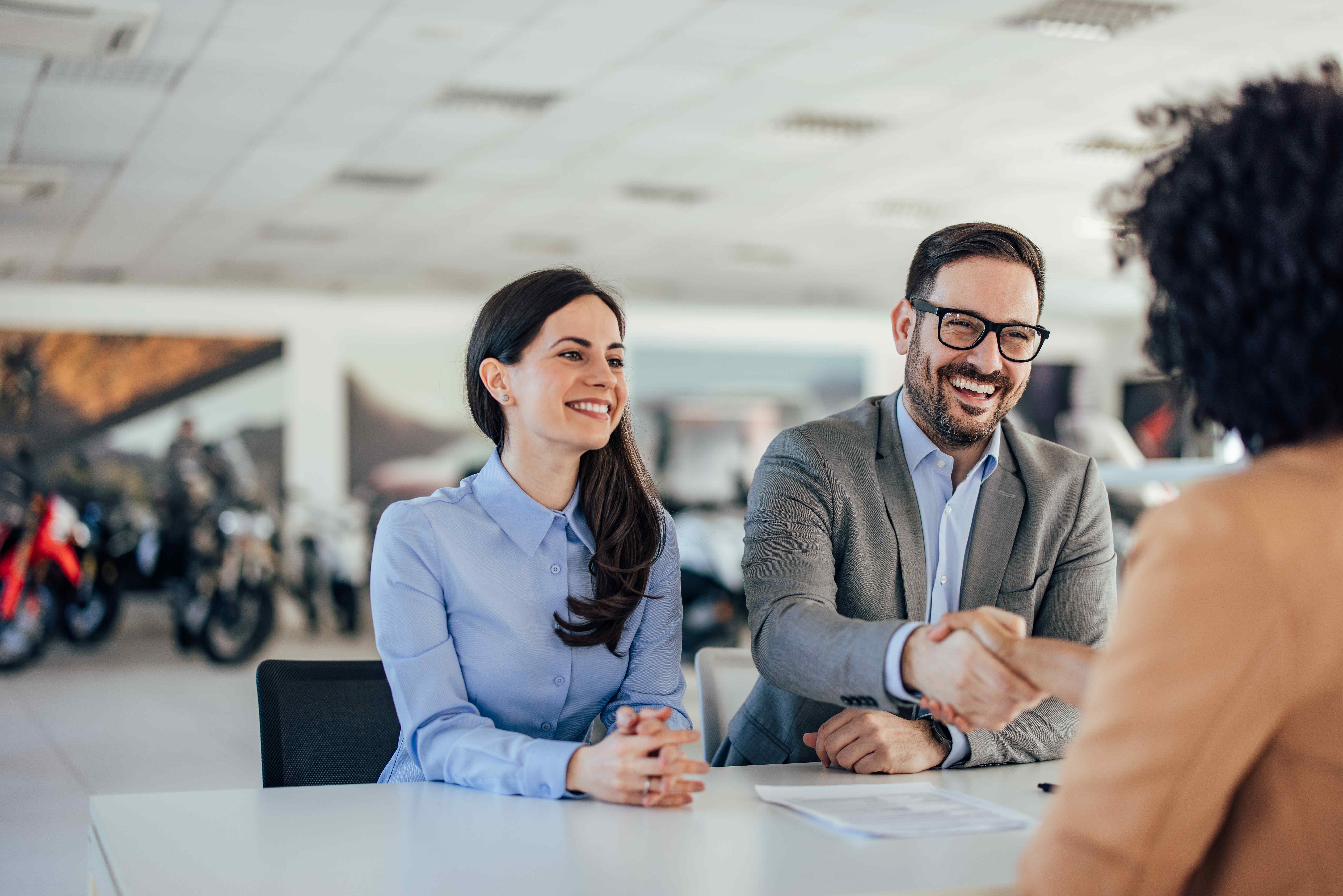 Automotive Manufacturer Cut Dealer Call Center Traffic by 44% with an AI-Powered Chatbot